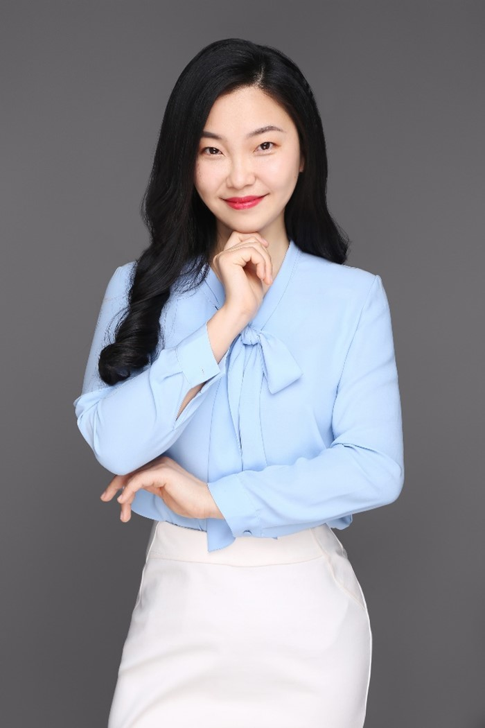 许 丽