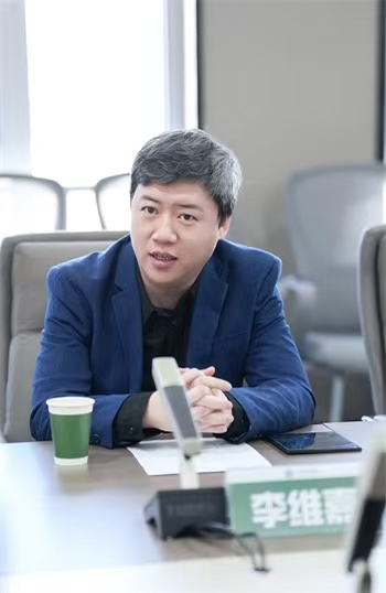 我校与江南影业集团举行校企合作签约仪式